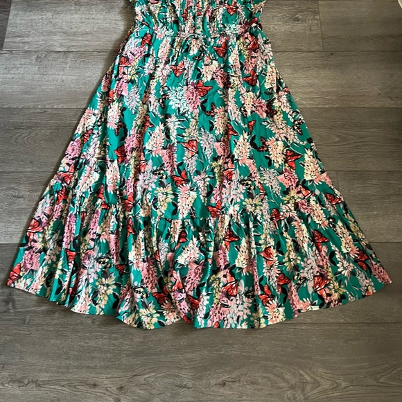 Torrid Stretch Challis Pintuck Tiered Dress Size 2X - Picture 6 of 9